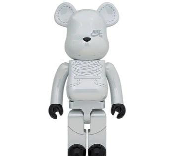 Nike 2025 sb bearbrick