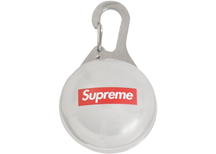 SUPREME SPOTLIGHT KEYCHAIN – 8pm Canada Store